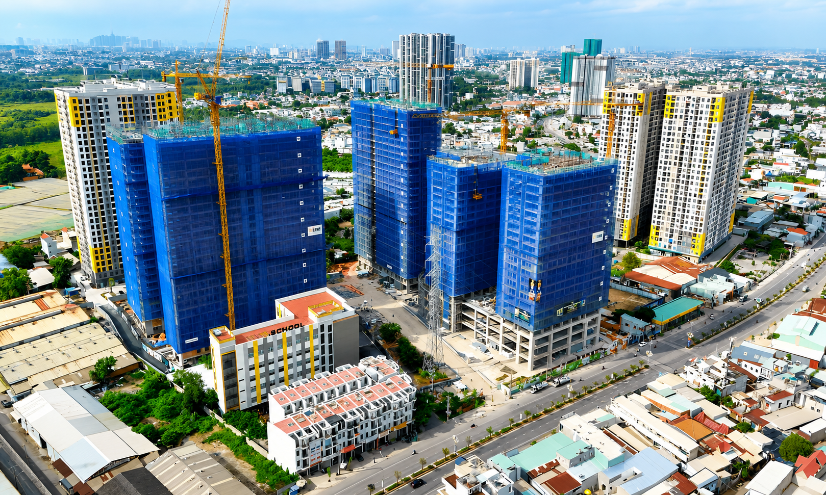 Hoàn thiện các hạng mục